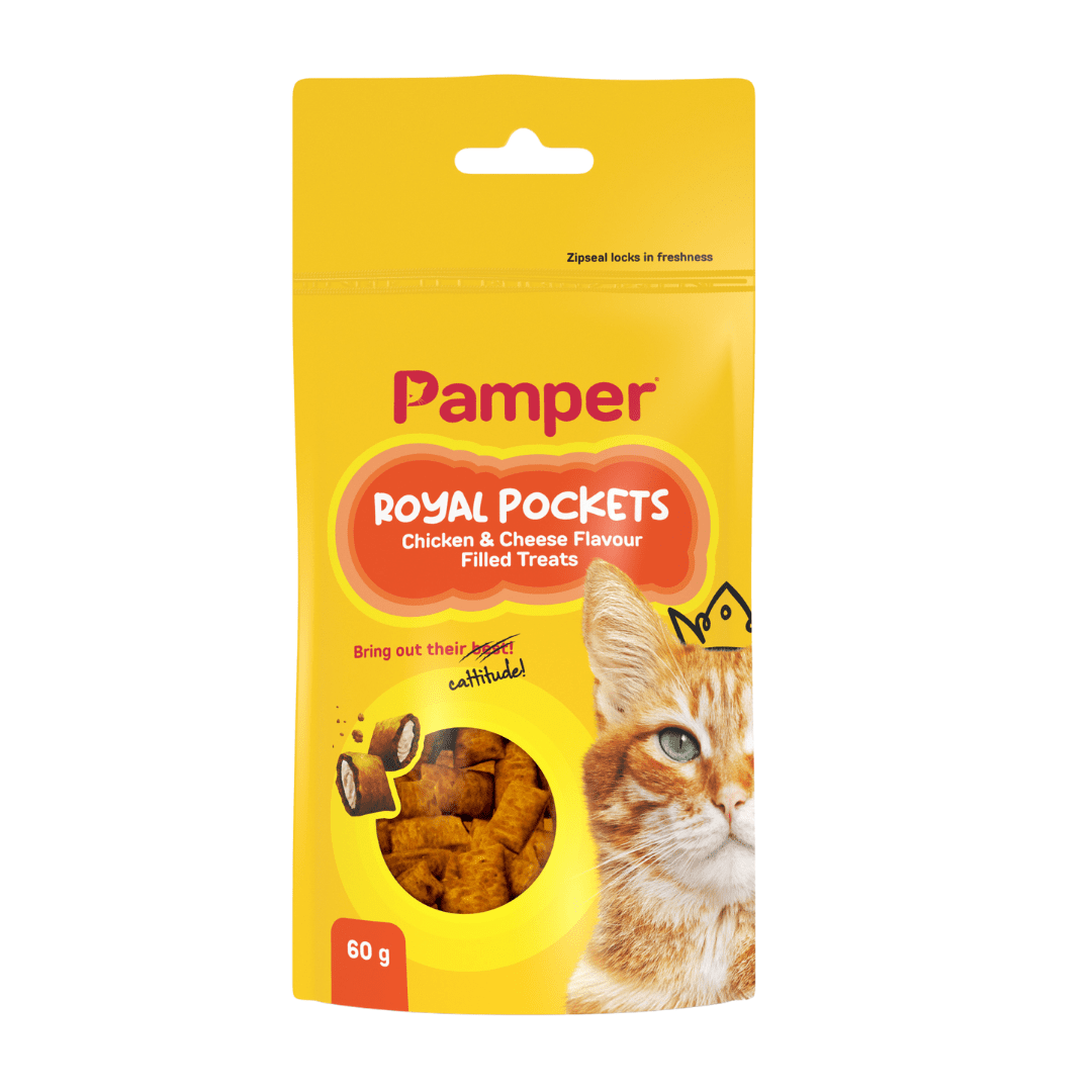 Pamper Royal Pockets Filled Cat Treats Cheese & Chicken 60g